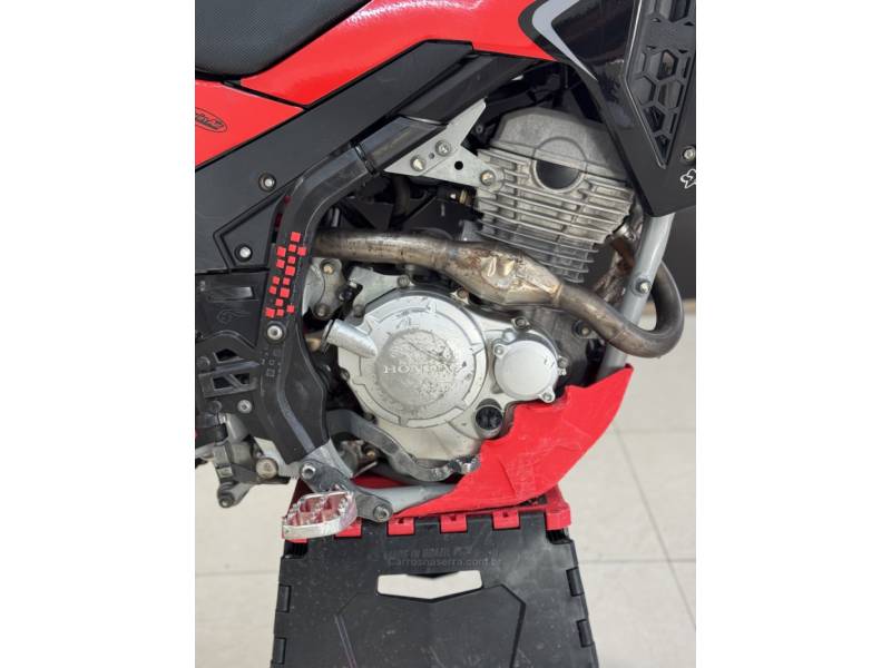 HONDA - CRF 250F - 2019/2019 - Preta - R$ 21.900,00
