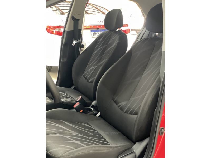 HYUNDAI - HB20 - 2014/2014 - Vermelha - R$ 43.000,00