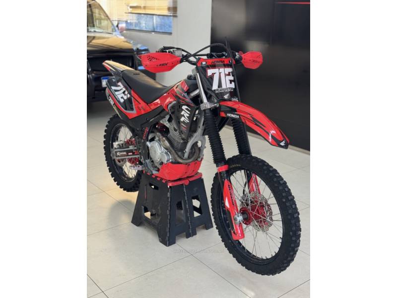 HONDA - CRF 250F - 2019/2019 - Preta - R$ 21.900,00